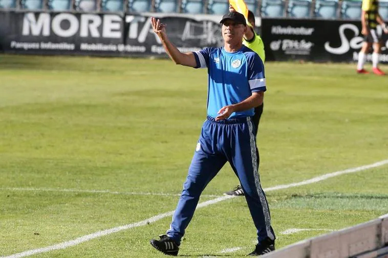 Antonio Calderón, entrenador del Salamanca