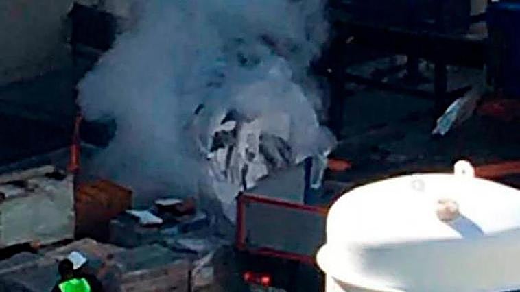 La máquina de resonancia, tras el accidente.