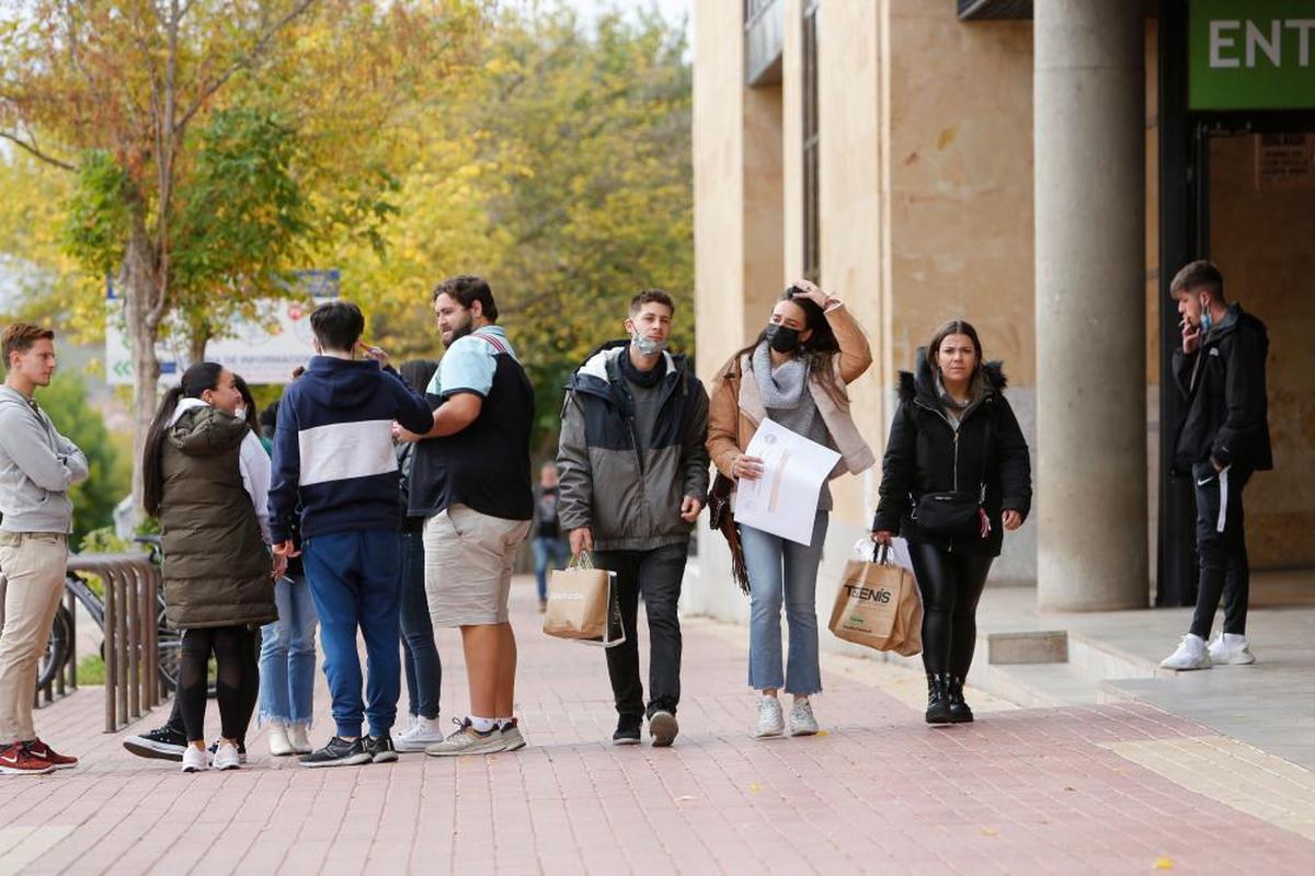 Estudiantes por el Campus Unamuno.