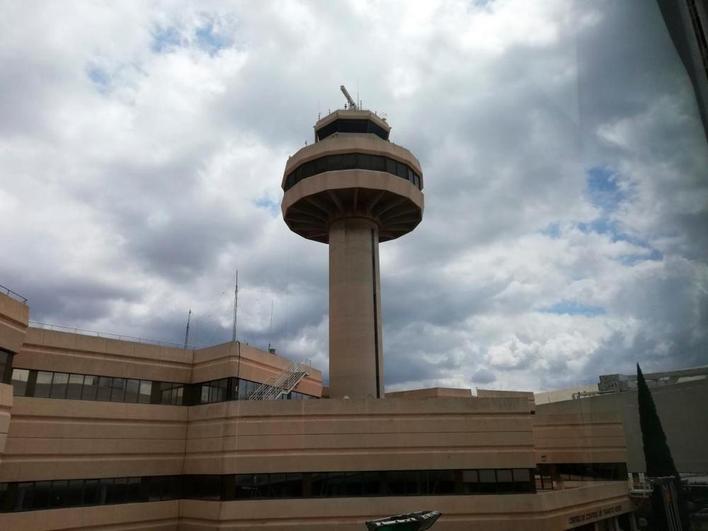 Torre de control del aeropuerto de Palma