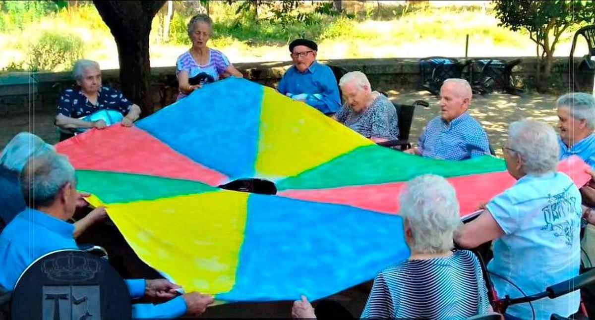 Los mayores de Los Santos han celebrado recientemente el día de los mayores