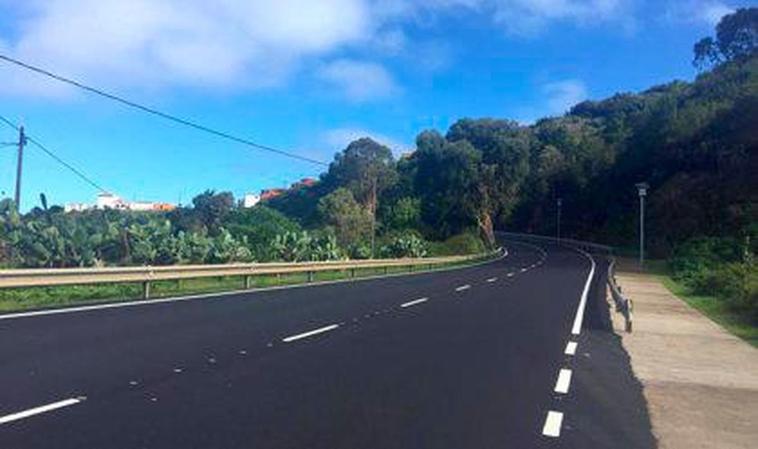 Una carretera convencional.