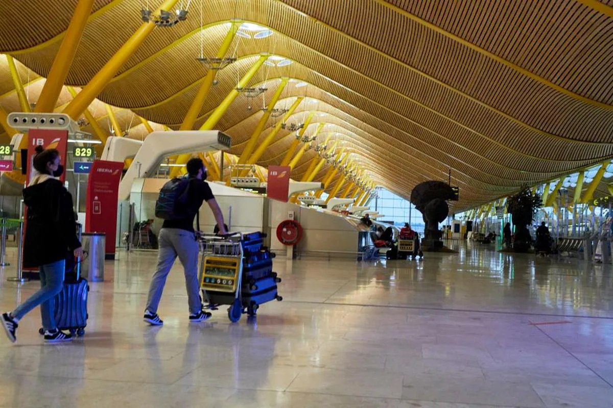Interior del aeropuerto Adolfo Suárez