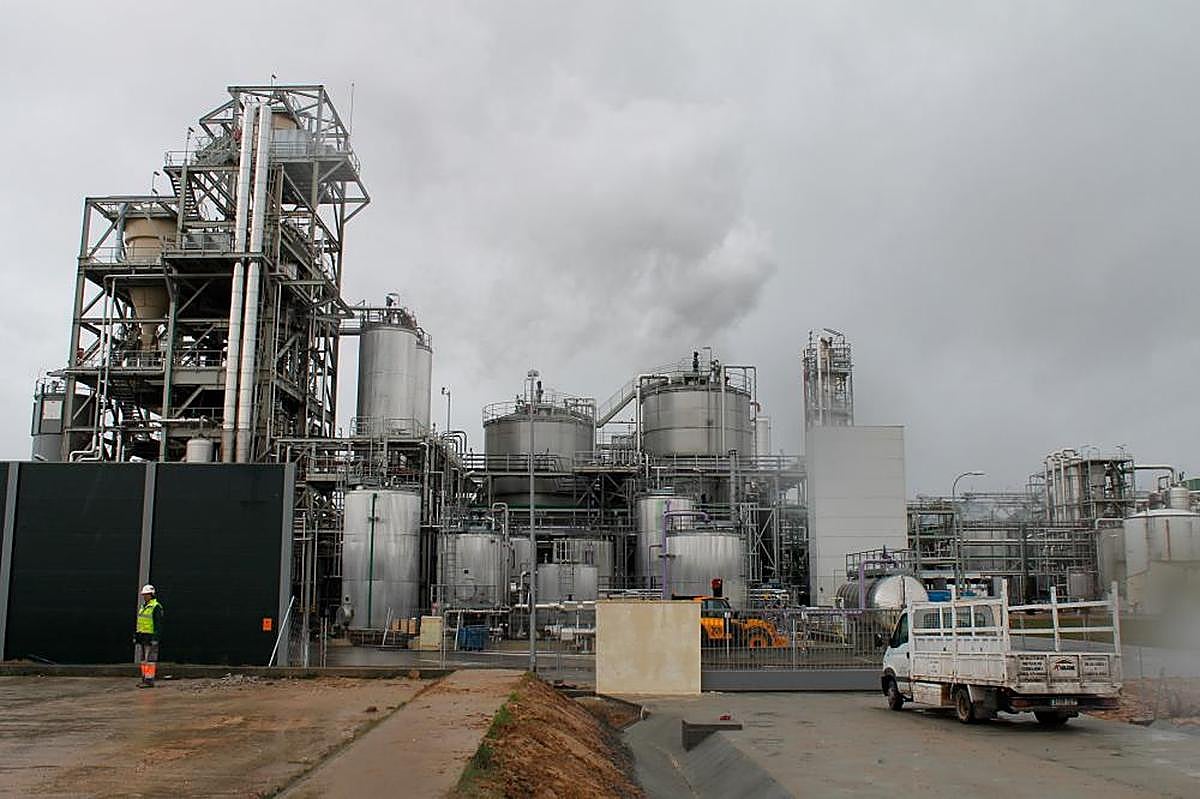 Instalaciones de la planta de biocarburantes de Castilla y León ubicada en Babilafuente.