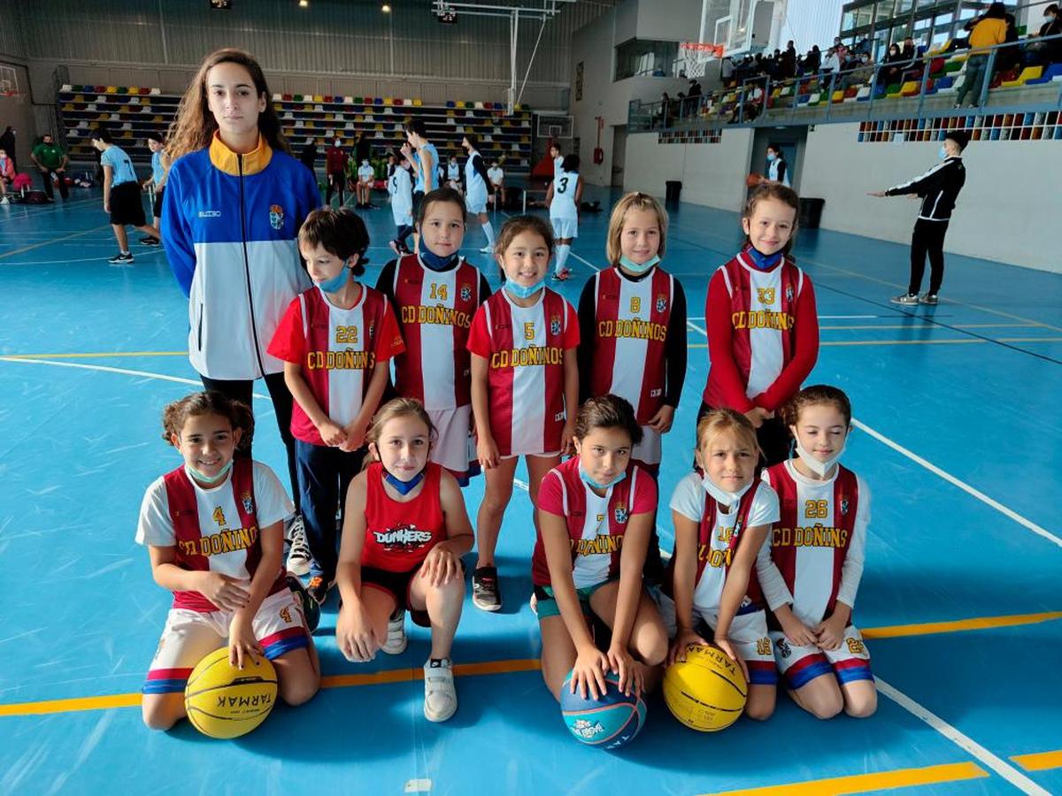 Ayuntamiento de Doñinos benjamín mixto baloncesto.