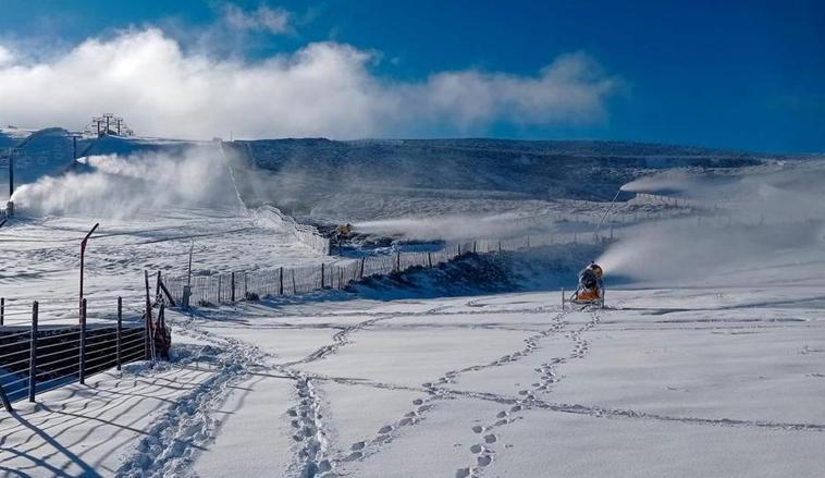 Estado de las pistas de La Covatilla tras las nevadas caídas la semana pasada