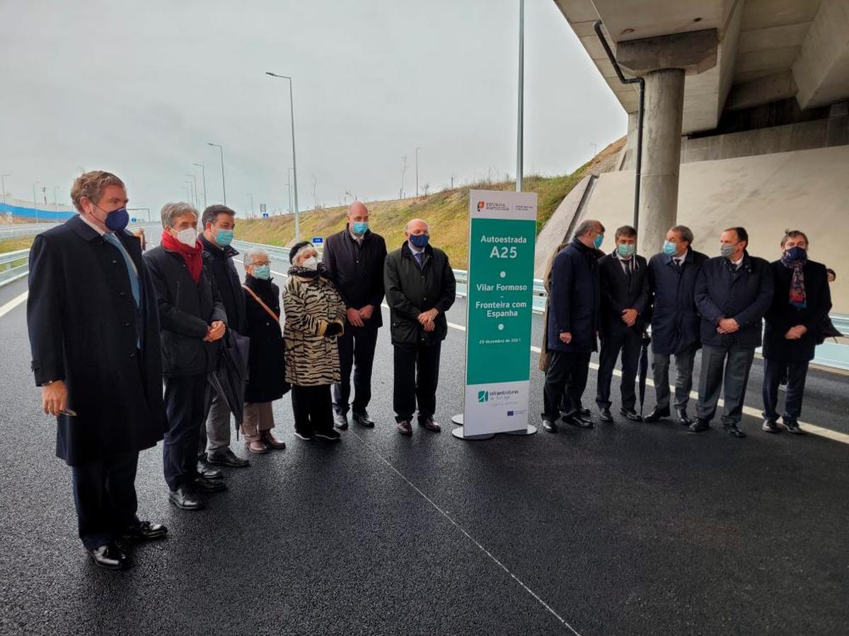 Acto de apertura del tramo tranfronterizo entre España y Portugal