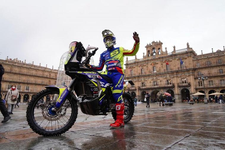 Lorenzo Santolino en su espectacular despedida de Salamanca antes de viajar a Arabia Saudí.