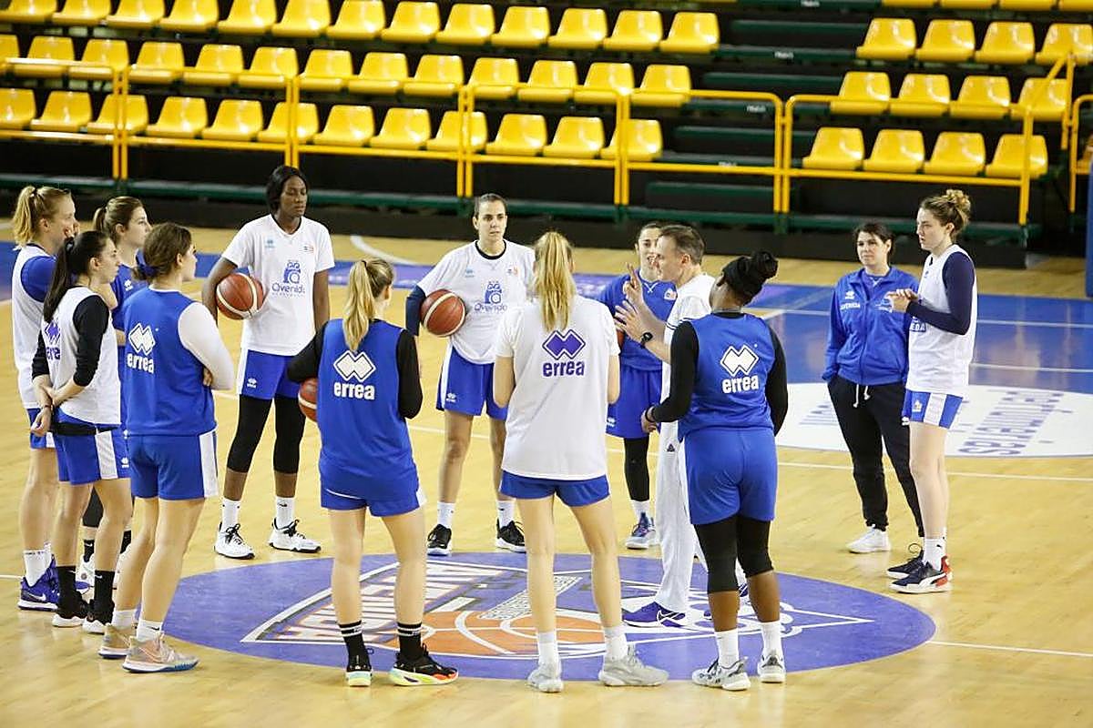 Entrenamiento del Avenida en Navidad