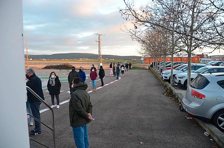 Colas para realizarse el test en Ciudad Rodrigo