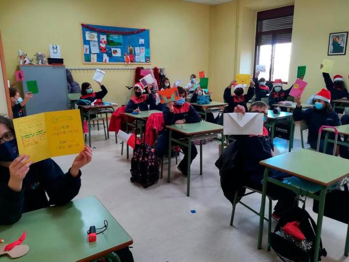 Algunos de los alumnos del colegio Esclavas del Sagrado Corazón de Jesús que han participado en la iniciativa.