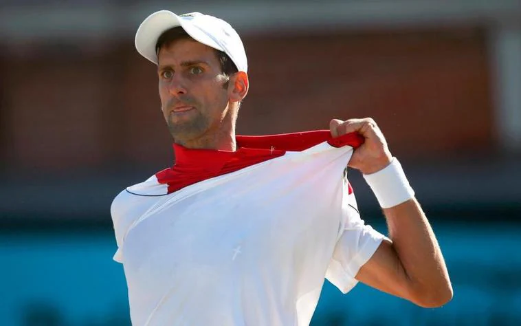 Djokovic: “Me quiero quedar en Australia y jugar el torneo”