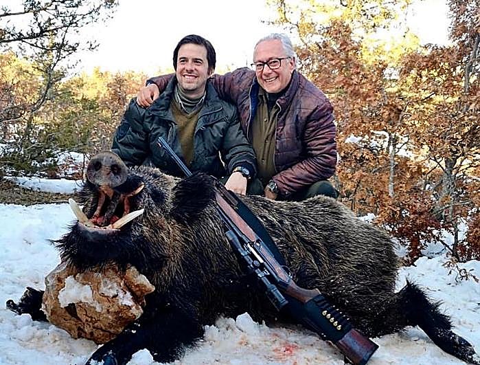 Padre e hijo siempre juntos compartiendo aficiones.