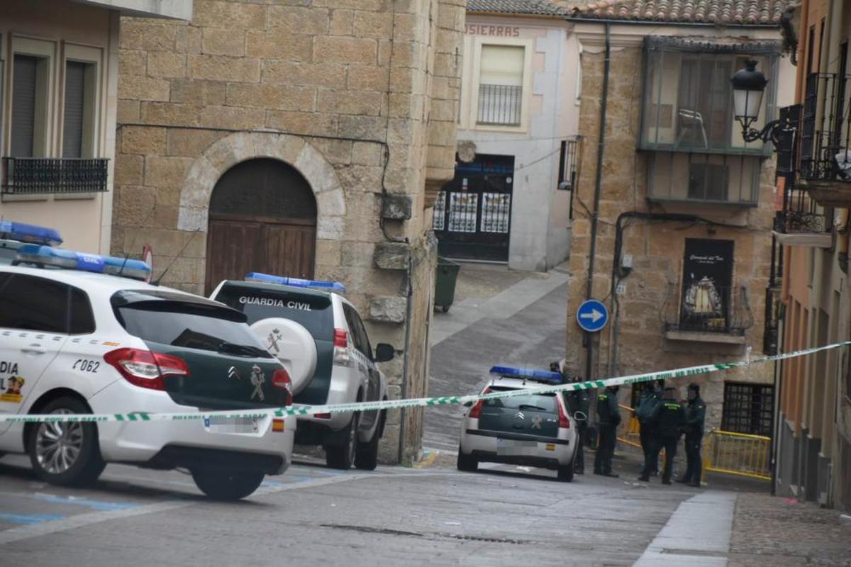 La Guardia Civil en el lugar de los hechos.