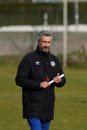 El entrenador salmantino María Hernández