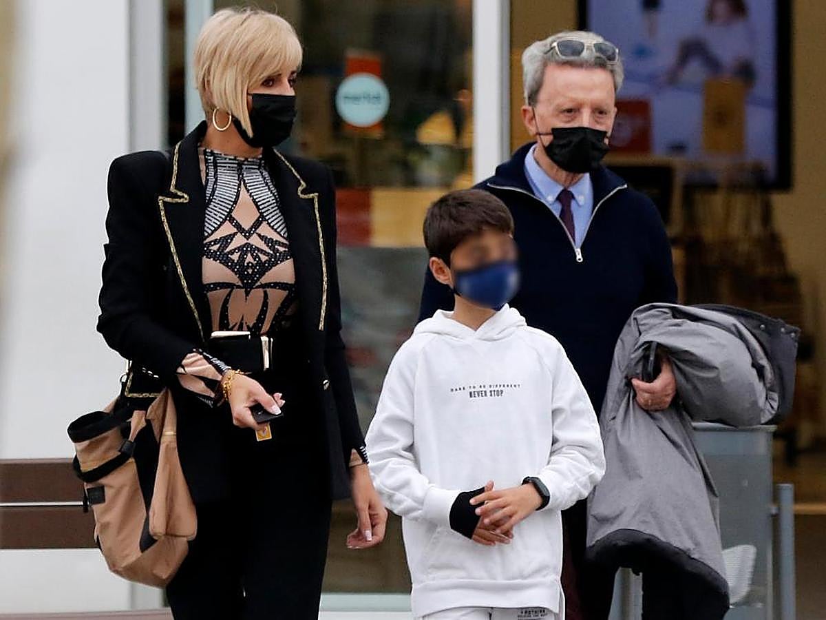 Ana María Aldón, Ortega Cano y el pequeño José María.