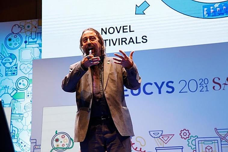 Adolfo García-Sastre durante su participación el pasado mes de septiembre en el encuentro EUCYS.