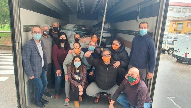 Este grupo de voluntarios se ocuparon de realizar el cuarto envío de ayuda para Ucrania desde Ingenieros