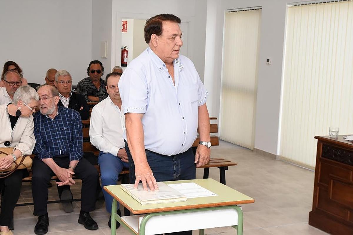 Antolín Alonso el día de la toma de posesión con edil en 2019