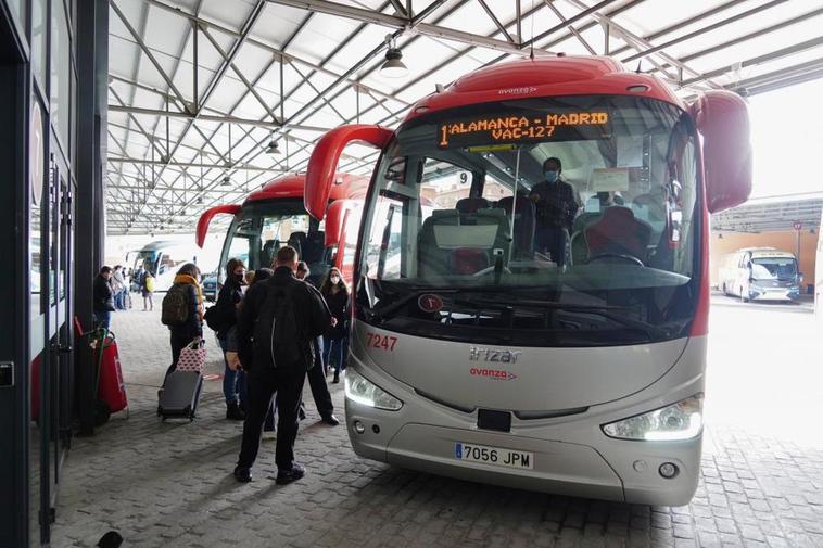 Indignación por el recorte continuado de autobuses entre Salamanca y Madrid