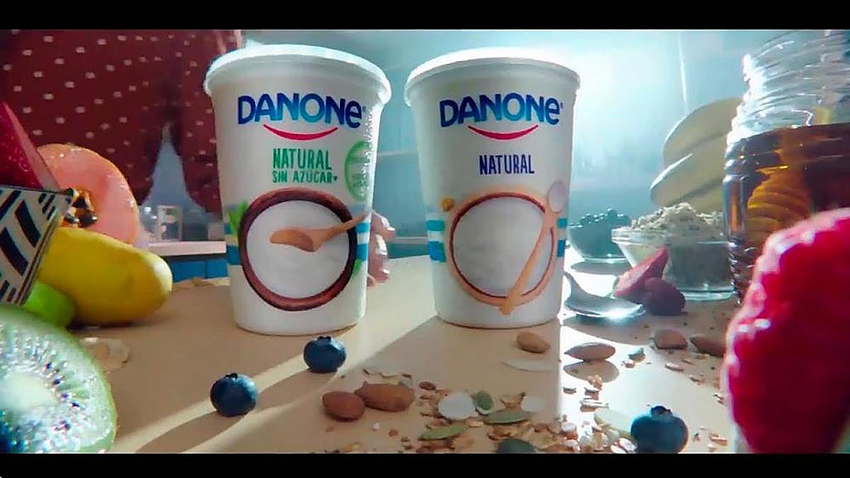 Dos productos Danone.