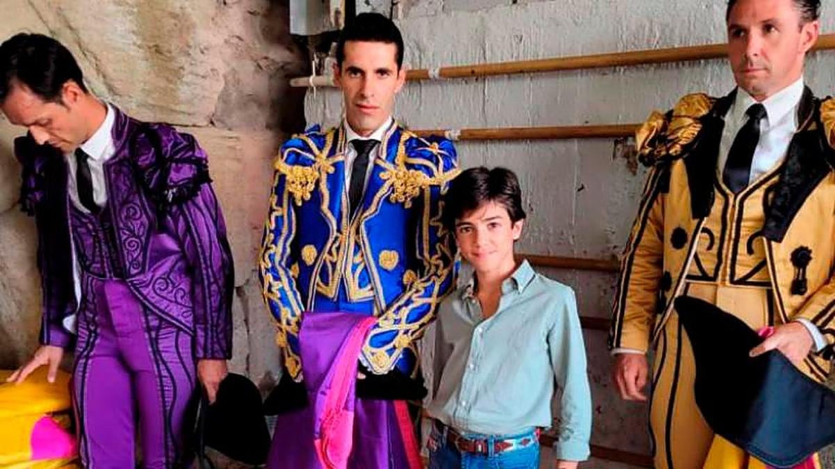 El prometedor Marco Pérez junto a Alejandro Talavante