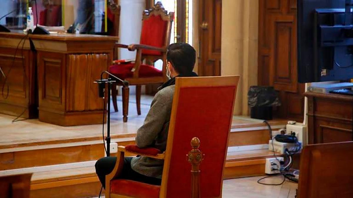 El acusado, J.L.M.L., en su declaración en la Audiencia Provincial