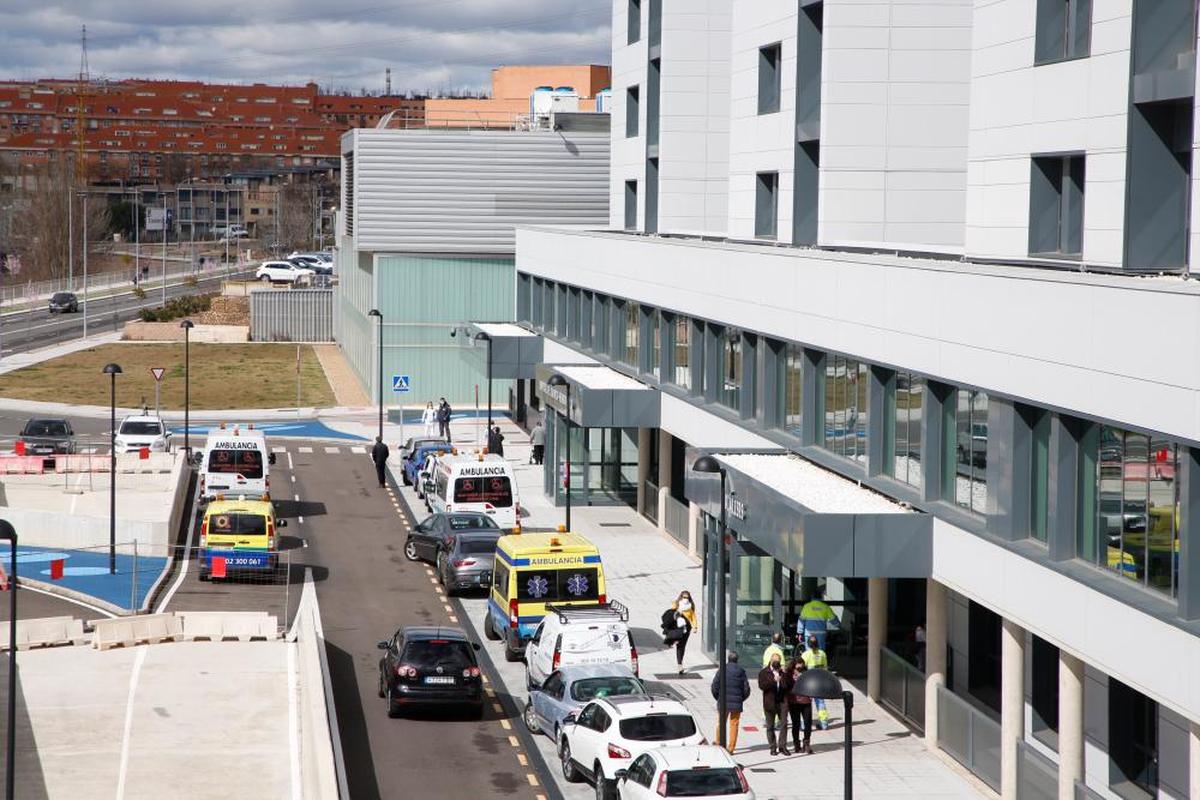 Accesos directos de las zonas de Farmacia, Hospital de Día Onco-Hematológico y Diálisis