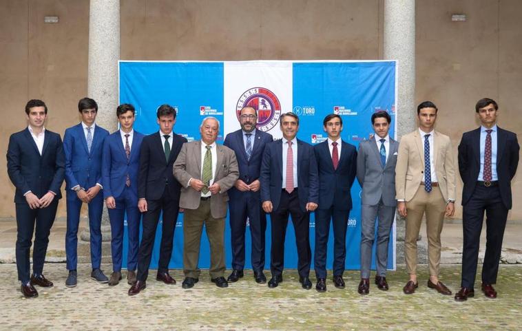 Gonzalo Santonja, Miguel Ángel Oliveira y Victorino Martín, entre los ocho novilleros participantes en el Circuito de Castilla y León.