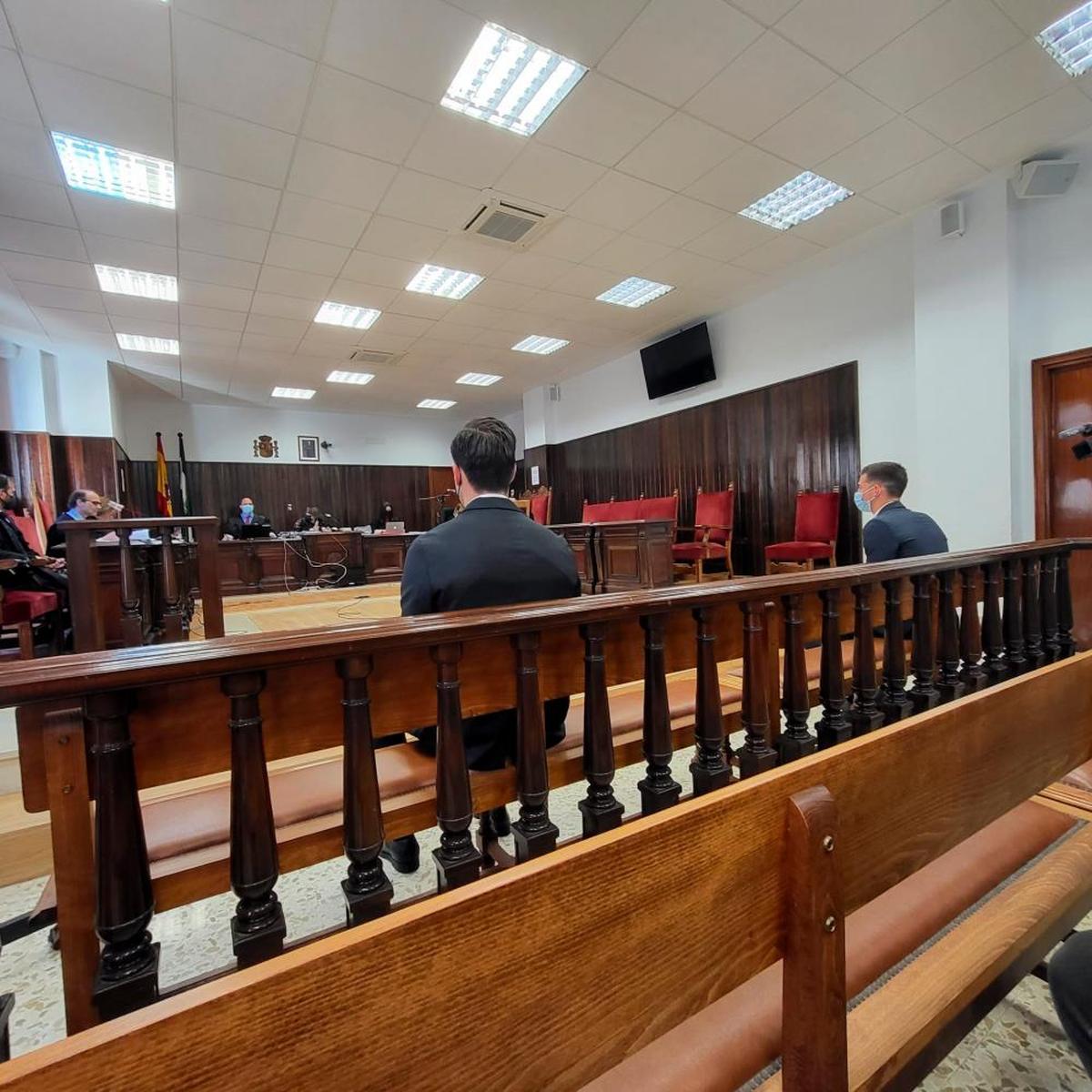 David Goldar y Santi Mina, durante el juicio en la Audiencia Provincial de Almería