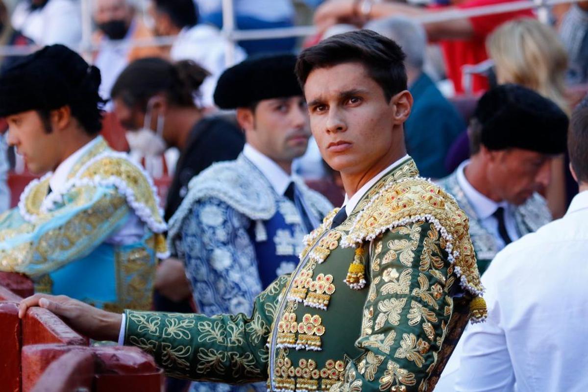 Manuel Diosleguarde, en el callejón de la plaza de toros de La Glorieta de Salamanca.