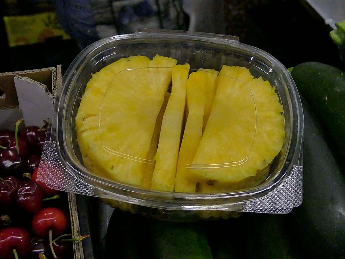 Alerta del riesgo de la fruta cortada sin higiene ni refrigeración | La ...