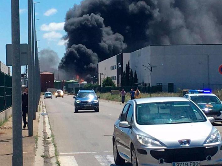 Dos muertos y 250 niños desalojados en una explosión en una planta de biodiesel en Calahorra
