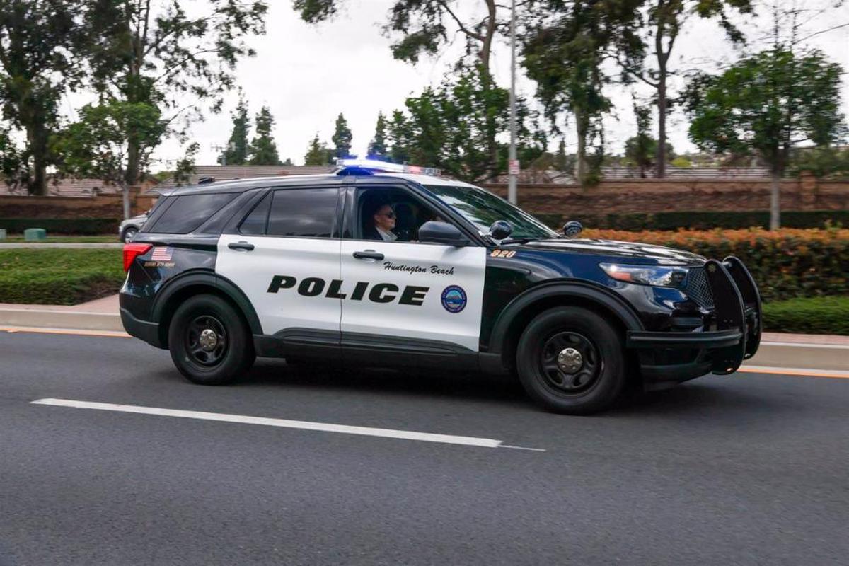 Coche de la policía en el condado de Orange, California, Estados Unidos