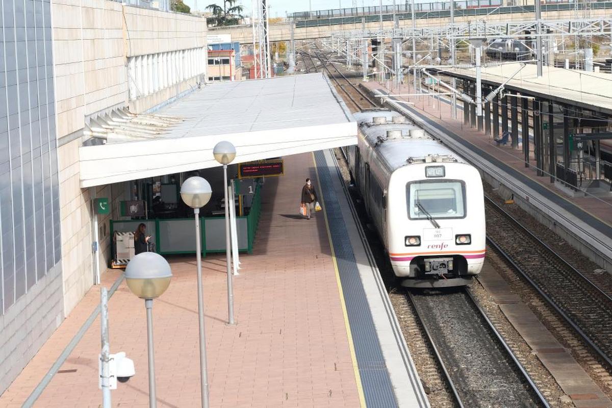 Tren que cubre el trayecto entre Salamanca y Valladolid.