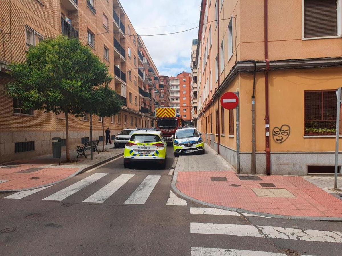 Bomberos y Policía Local en el lugar de los hechos.