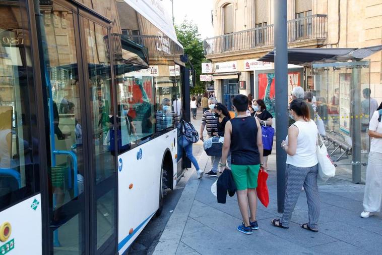 La importante rebaja que se está ‘cocinando’ en los bonos del bus urbano de Salamanca