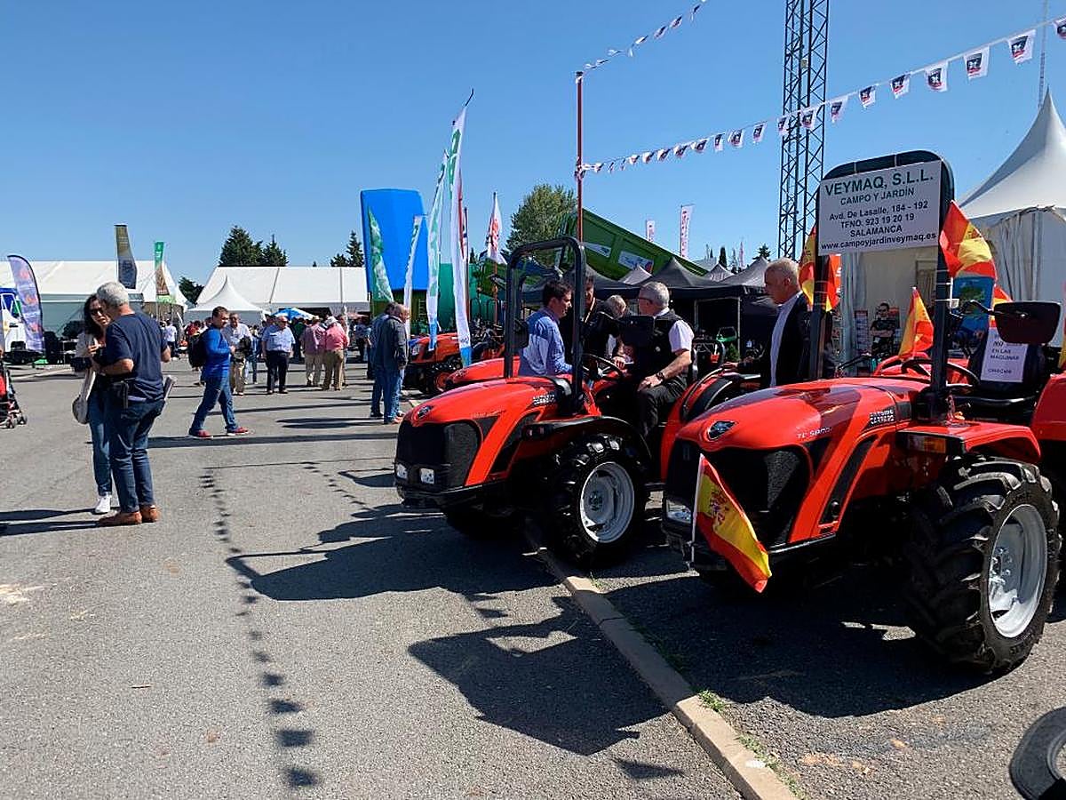 Exposición de maquinaria en Salamaq.