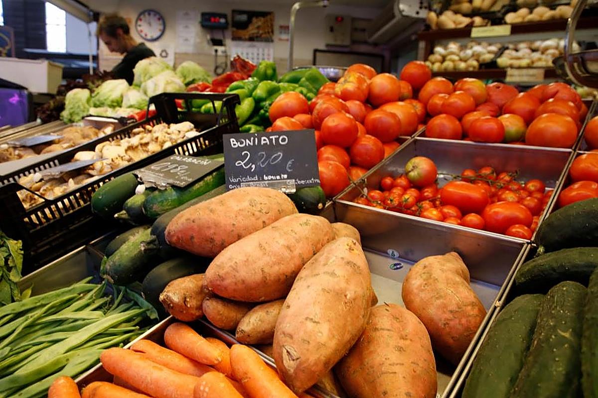Boniatos, en una frutería de Salamanca.