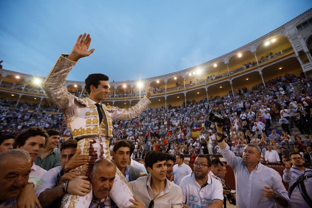 Tomás Rufo, a hombros en Las Ventas de Madrid, el pasado 20 de mayo en la feria de San Isidro.