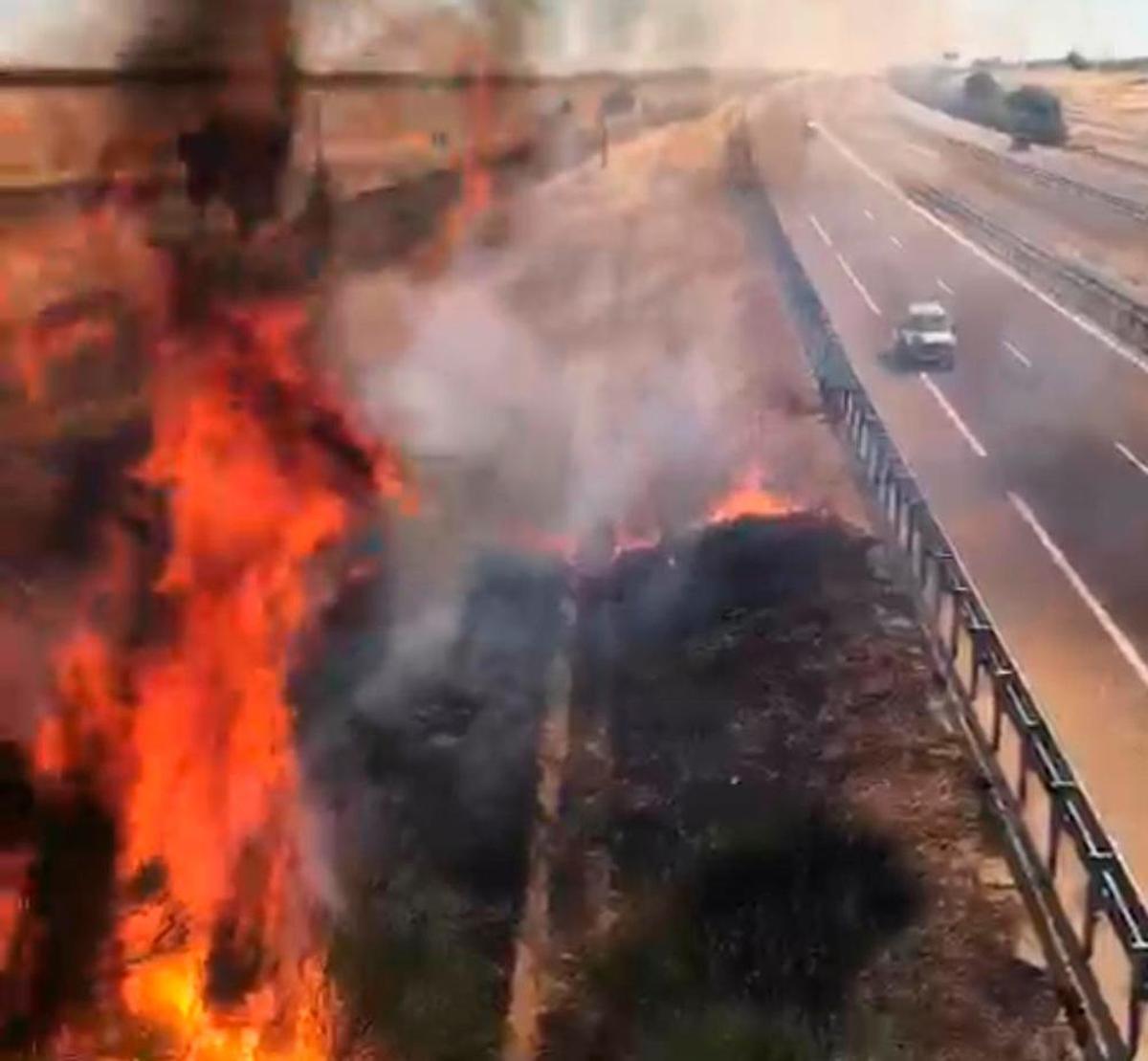 Incendio forestal en Galindo y Perahuy