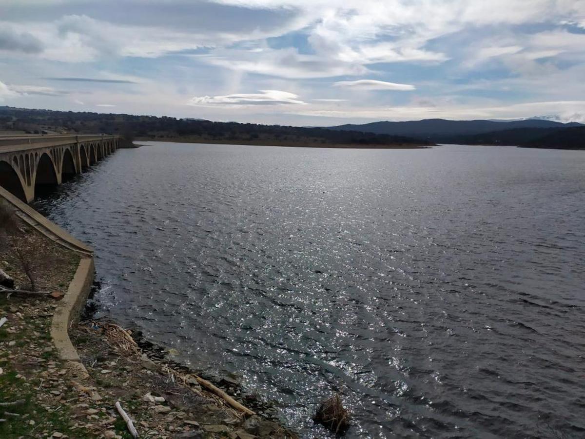 Una imagen del embalse de Santa Teresa