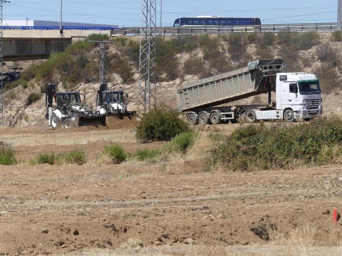 Trabajos para habilitar los corredores verdes en la zona de El Marín