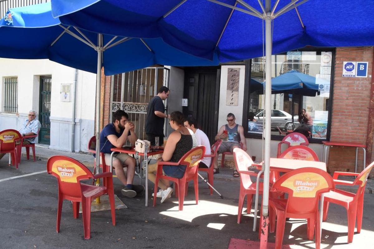 La terraza de La Parrilla, un buen lugar en el que pasar el rato. | casamar