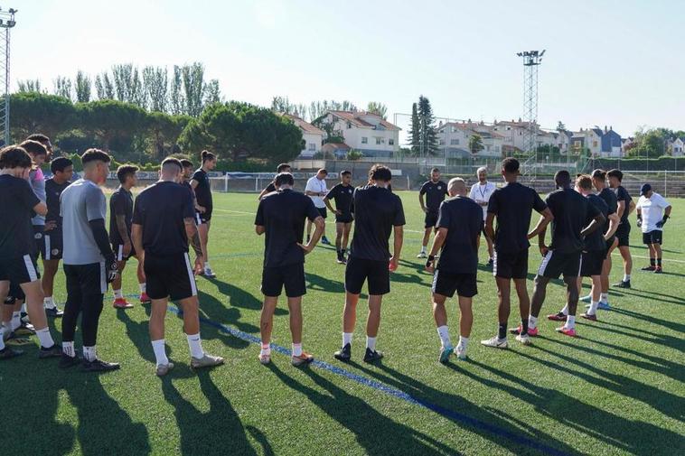 La intención del Salamanca para cerrar el mercado es hacer dos incorporaciones más antes de que comience el campeonato.