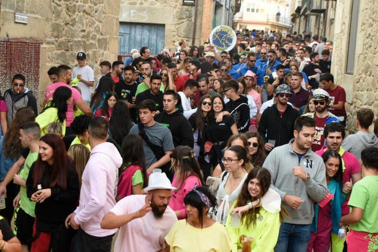 Momentos previos al último encierro de las fiestas de Aldeadávila.