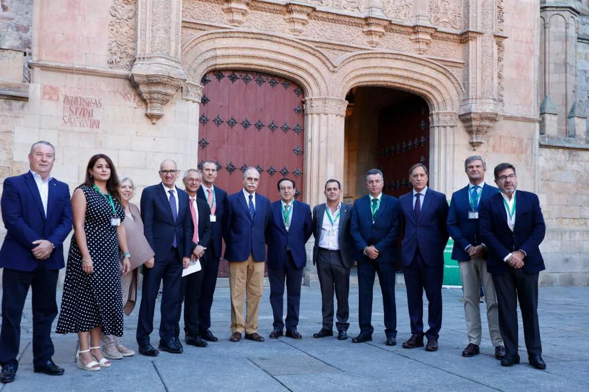 Autoridades y representantes de ASAJA y la CAP en la inauguración del Congreso Ibérico en la Universidad de Salamanca.