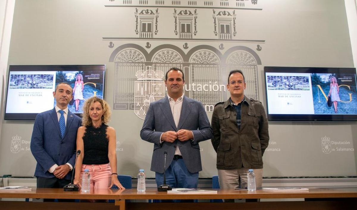 Juan Miguel Valero, María Guerras, David Mingo y José Máximo Leza en la presentación.