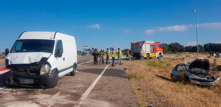 Lugar del aparatoso accidente en la N-630, kilómetro 360 en Buenavista.