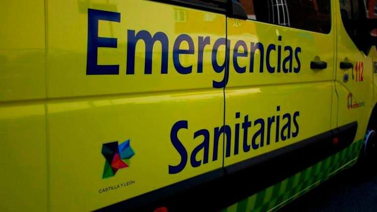 Una ambulancia de Emergencias.